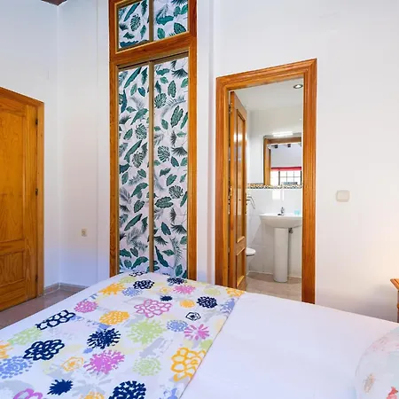 H2m Lazcano With Sunny Terrace In Old Town Appartement