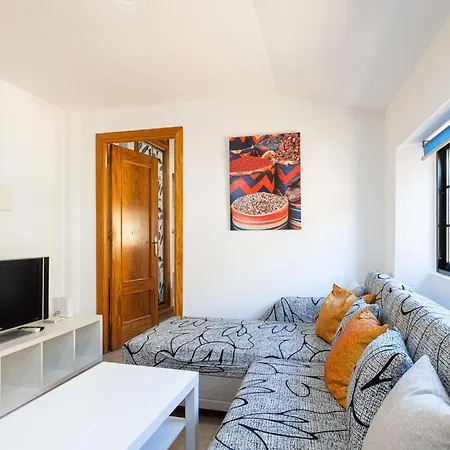 H2m Lazcano With Sunny Terrace In Old Town Appartement Málaga