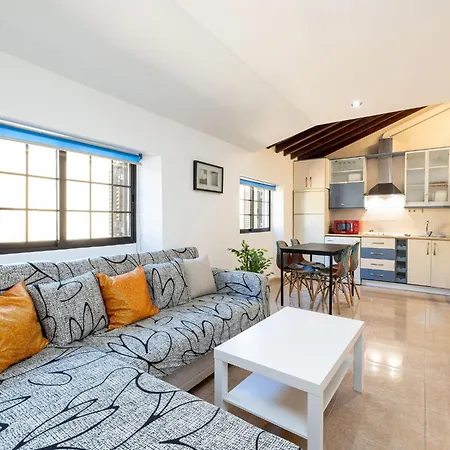 H2m Lazcano With Sunny Terrace In Old Town Appartement
